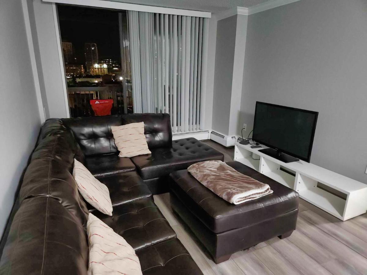 Furnished 1 Bedroom In East Village By Signature Suites Ltd YYC Exterior foto